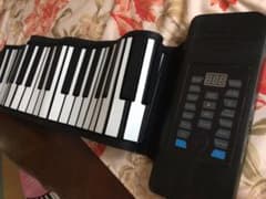 美品 カリーナHAND ROLL PIANO 88鍵盤ロールピアノ 本体 - メルカリ