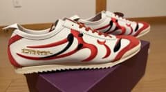 お値下げ中Onitsuka Tiger 刺繍デザイン スニーカー