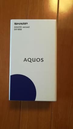 AQUOS Sense2 ホワイトシルバー　SIMフリーのサムネイル
