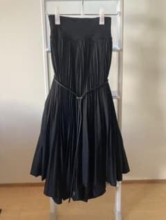 sacai サカイ《プリーツスカート》ブラック サイズ2のサムネイル