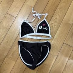 黒のビキニ 女の子用のサムネイル