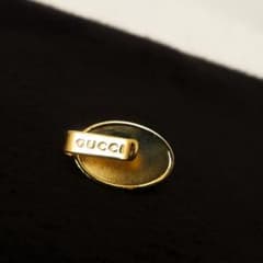 GUCCI ゴールドカラー オーバル型 ピンバッジ ハンドメイド 壁掛け 