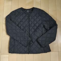 ユニクロ　WARM PADDED　キルティングジャケットのサムネイル