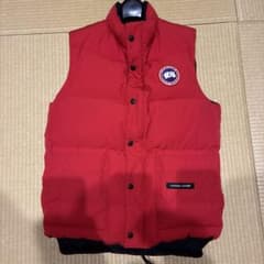 CANADA GOOSE フリースタイルクルー ダウンベスト レッド XS - メルカリ