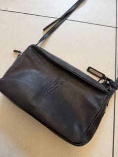 YVES SAINT LAURENT ショルダー バッグ ブラックのサムネイル