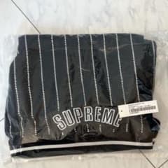 入手困難】SUPREME ストライプ ブラックショートパンツ - メルカリ