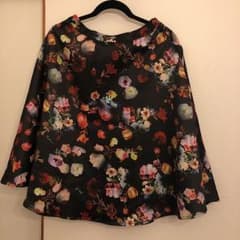 【値下げ】アンドラブ 花柄スカートのサムネイル