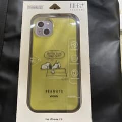 llllfi+ ピーナッツ iPhone13 スマホケースのサムネイル