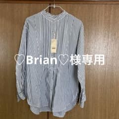 新品・未使用品タグ付きスタジオクリップ　ブラウスのサムネイル