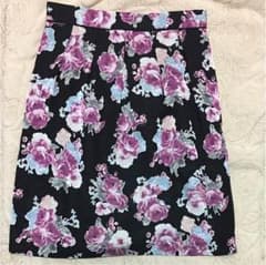 デビュードフィオーレ 花柄スカートのサムネイル