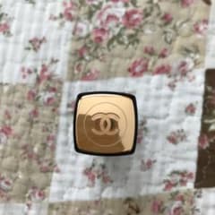 CHANELの口紅のサムネイル