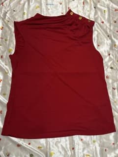 T TAHARI レッド ノースリーブ トップスのサムネイル