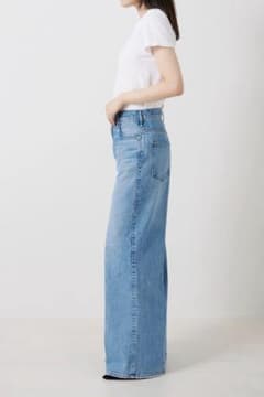 upper highs ワイドストレートデニムのサムネイル