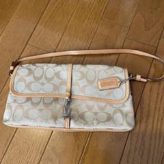 coach⭐︎ショルダーバッグのサムネイル