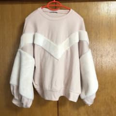 本日限定お値下げ‼️ZARA ファー付きトレーナーのサムネイル