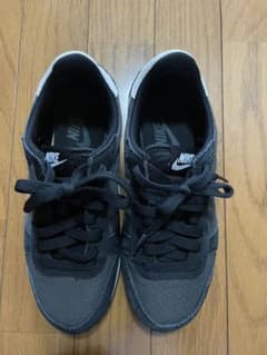 NIKE ナイキ スニーカーのサムネイル