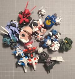 ガンダム 頭部パーツ ジャンク まとめ売りのサムネイル
