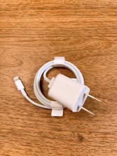 iPhone 純正 充電器のサムネイル