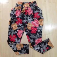 花柄サルエル☆新品☆値下げのサムネイル