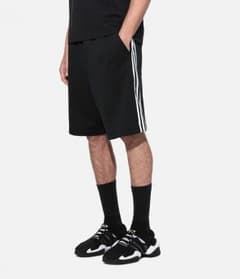 Y-3 サイドストライプハーフパンツ XL 未使用のサムネイル