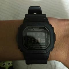 G-SHOCKのサムネイル