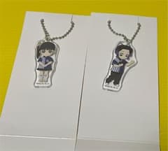 胡蝶しのぶ＋栗花落カナヲ　ローソン　鬼滅の刃　アクリルキーホルダーのサムネイル