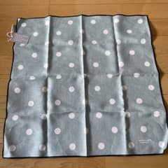 マーガレットハウエル　ハンカチのサムネイル