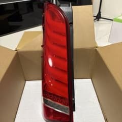 ハイエース200系ヴァレンティ製ジュエルLEDテールランプ「ULTRAΣ」左のみ ハイエース200系ヴァレンティ製ジュエルLEDテールランプ「ULTRAΣ」左