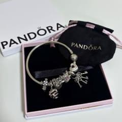 PANDORA ブレスレット バングル 18cm チャーム付き シルバー - メルカリ