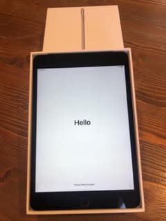 iPadmini4 32GB SIMフリーのサムネイル
