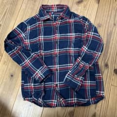 UNIQLO チェック柄 長袖シャツ 130cmのサムネイル