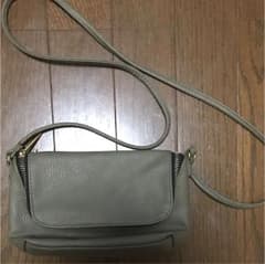 ショルダーバッグ H&M カーキ色 レディース ミニバックのサムネイル