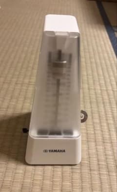 YAMAHA 振り子式メトロノーム ホワイトのサムネイル