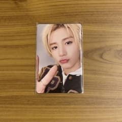BOYNEXTDOOR イハン　トレカ　knock onのサムネイル