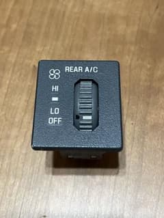 シボレー アストロ リアエアコン コントロールスイッチ - メルカリ