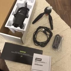美品 SHURE MV7 PODCAST KIT マイク 3脚付 - メルカリ