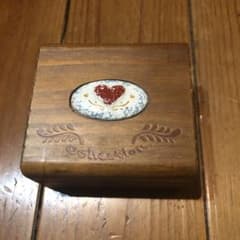 リングボックスのサムネイル