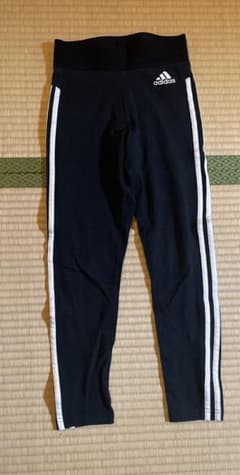 adidas レギンスのサムネイル