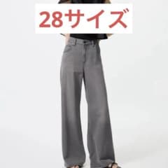 【UNIQLO】ドレープワイドフレアジーンズ 28サイズのサムネイル