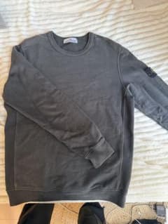 STONE  クルーネックスウェット ダークグレー Mサイ STONE ISLAND クルーネック スウェット ダークグレー M - メルカリ