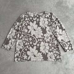 ボタニカル 総柄 花柄 カットソー グレー ホワイト リングモチーフ 伸縮 Lのサムネイル