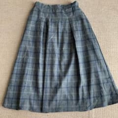 チェックスカートのサムネイル