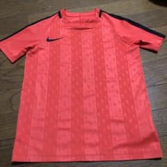 140 プラシャツNIKEのサムネイル