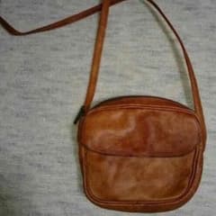 ショルダー本革バックのサムネイル