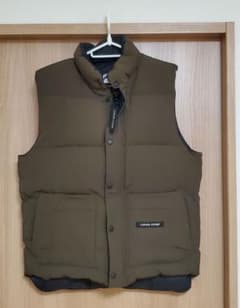 カナダグース　CANADA GOOSE　ダウンベストのサムネイル