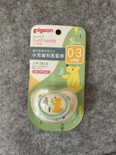 Pigeon Sサイズ おしゃぶりのサムネイル