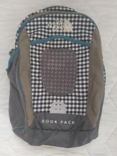 ノースフェイス   ブックパック  キッズ   リュックのサムネイル