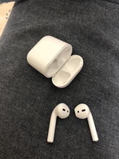 箱あり　Apple AirPodsのサムネイル