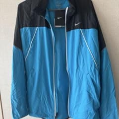 NIKE ナイキ ナイロンジャケット Mサイズ 新品のサムネイル