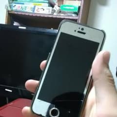 iPhone 5 64ギガ ケース 強化ガラス SIMフリー対応のサムネイル